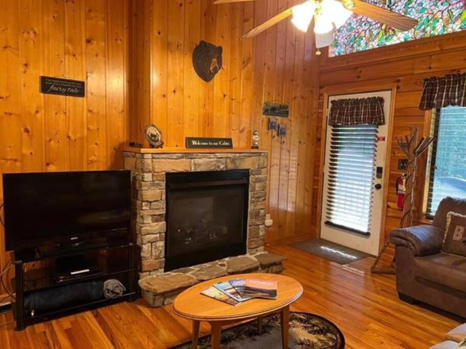 Beary Tale! Your Happily Ever After Starts Here! Sevierville Zewnętrze zdjęcie
